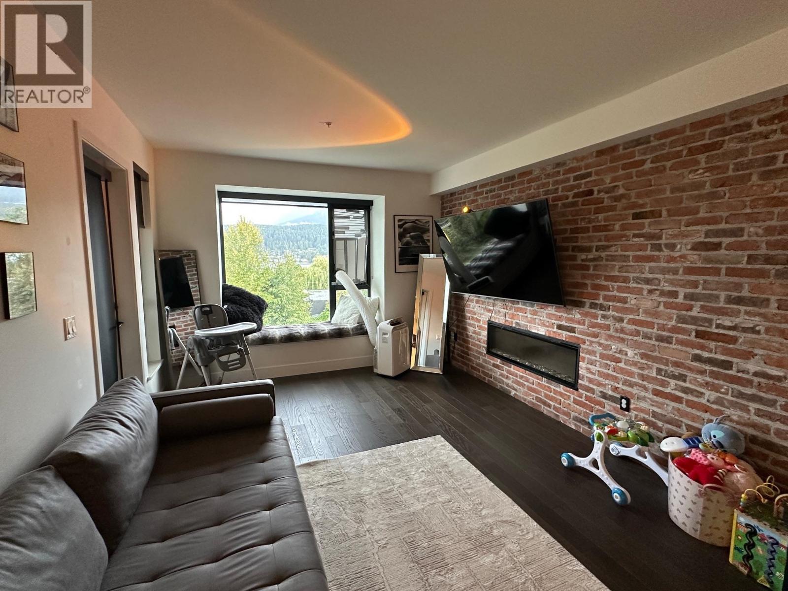 83 Moody Street Unit 406, Port Moody, BC V3H 0K7