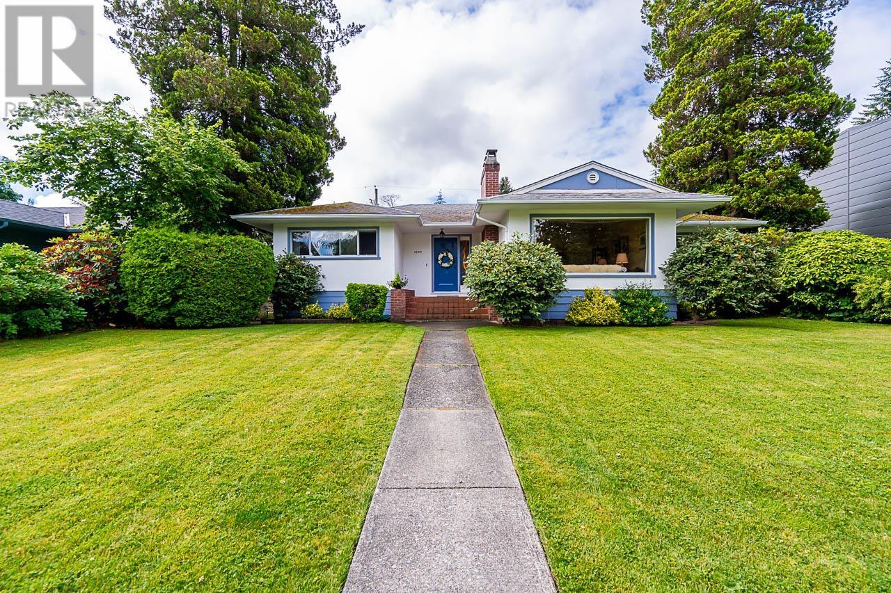 4930 Queensland Rd, Vancouver, BC V6T 1G4