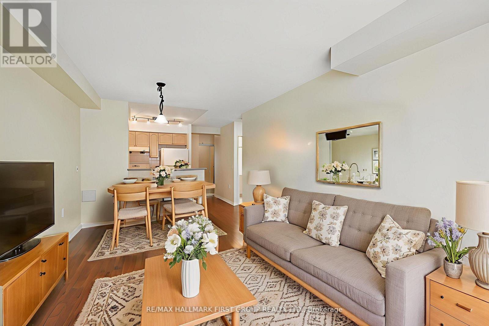 612 28 Olive Ave, Toronto, ON M2N 7E6