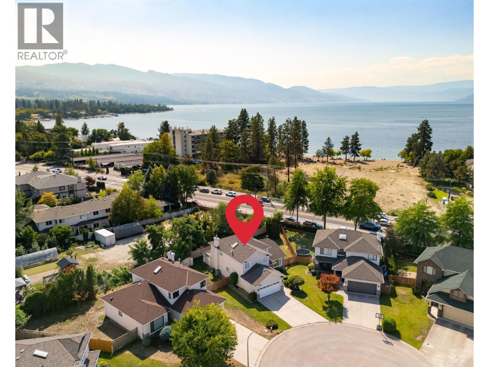 4018 Logie Ct, Kelowna, BC V1W 3Y6