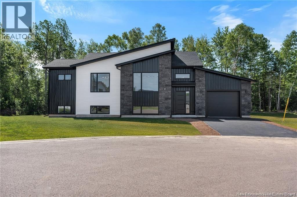 81 Guy St, Shediac, NB E4P 0L5