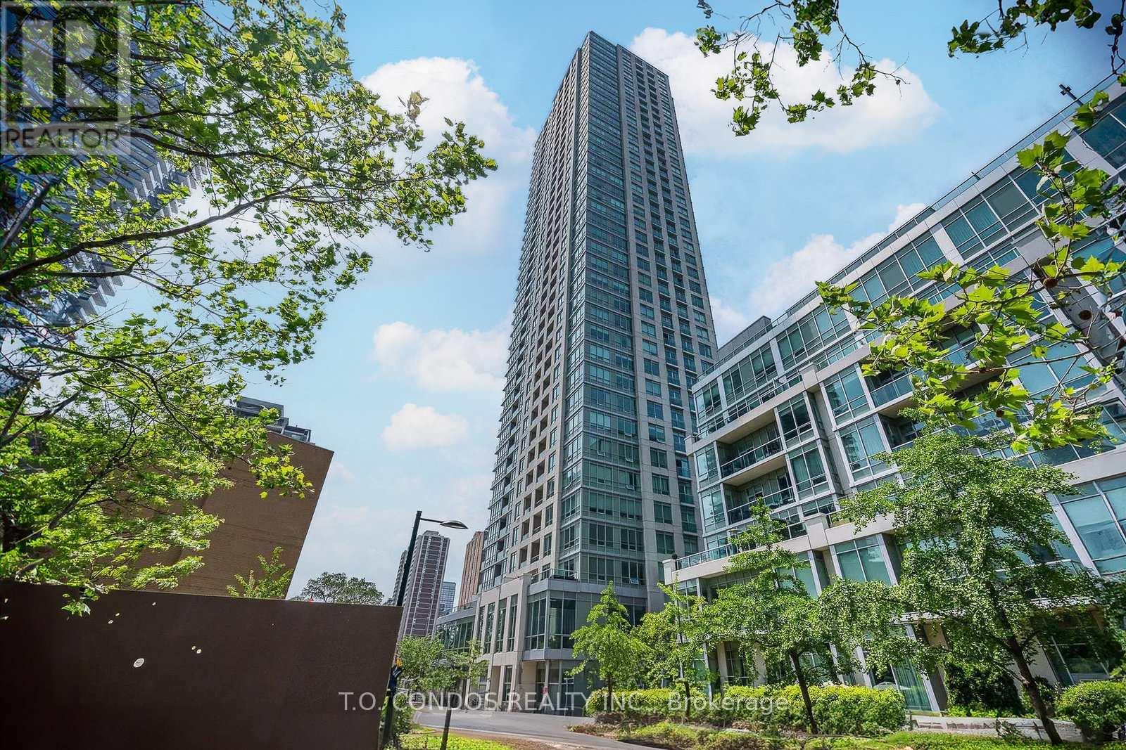 523 120 Homewood Ave, Toronto, ON M4Y 2J3