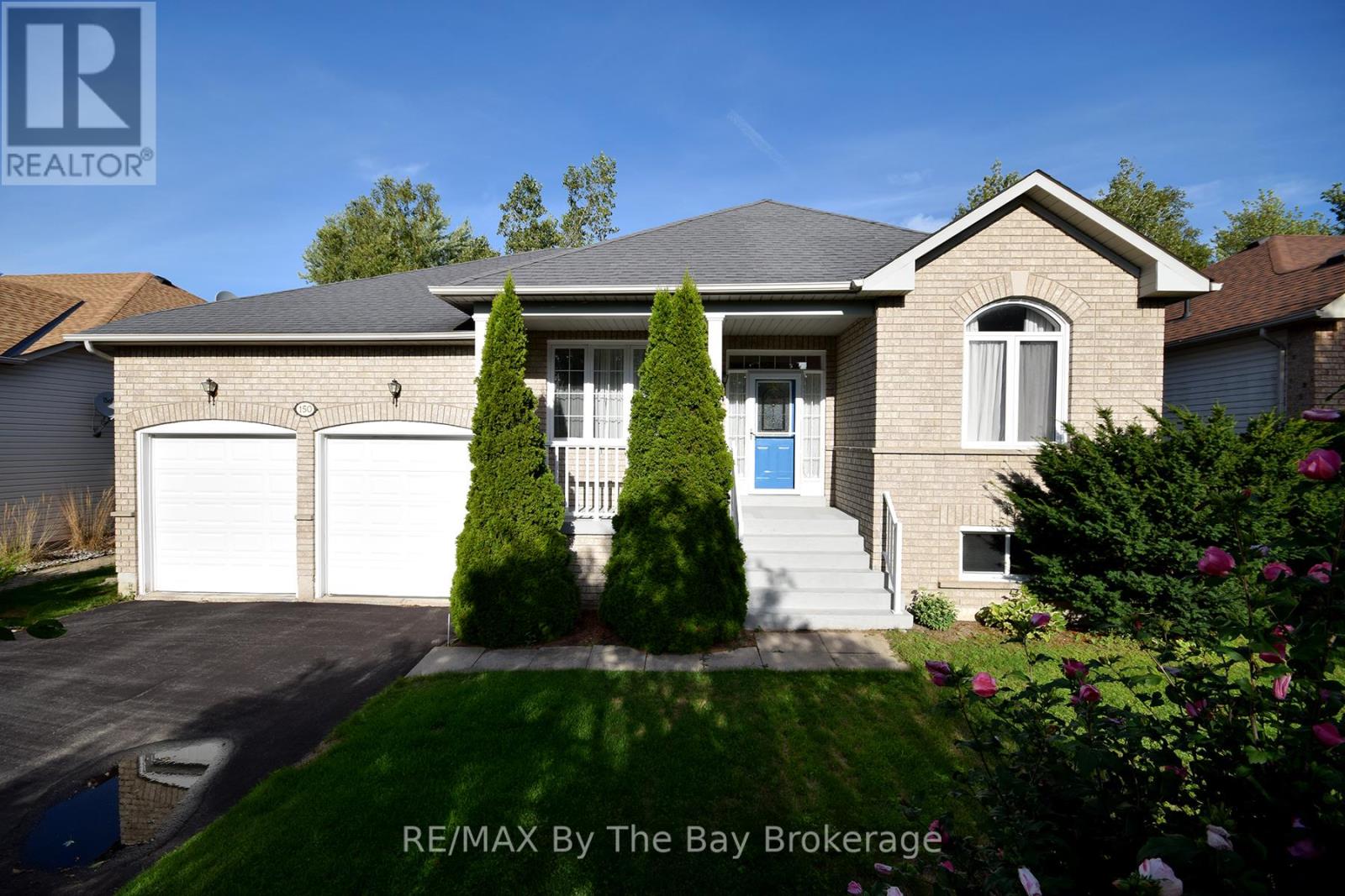 150 Silver Birch Ave, Wasaga Beach, ON L9Z 1N3