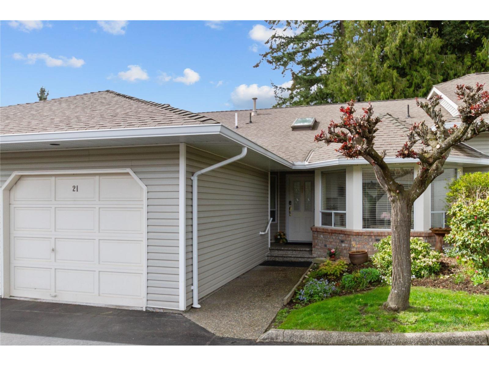 32615 Murray Avenue Unit 21, Abbotsford, BC V2T 4T8
