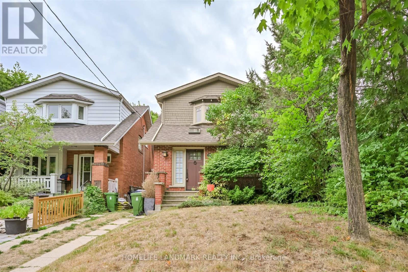 26 Birdsall Ave, Toronto, ON M4R 2B8