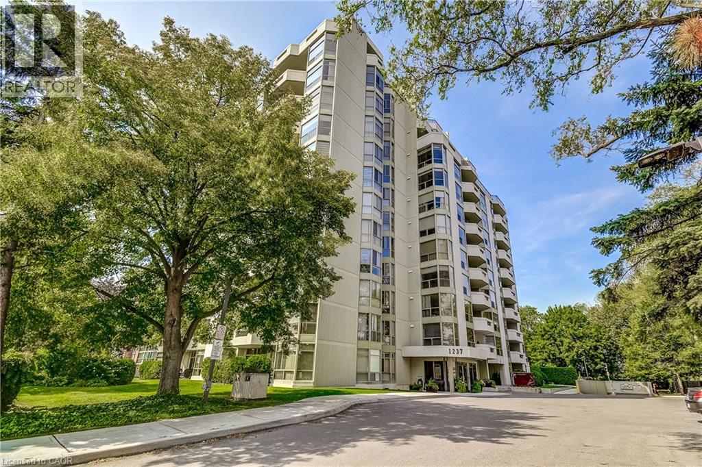 1237 N Shore Boulevard E Unit 906, Burlington, ON L7S 2H8