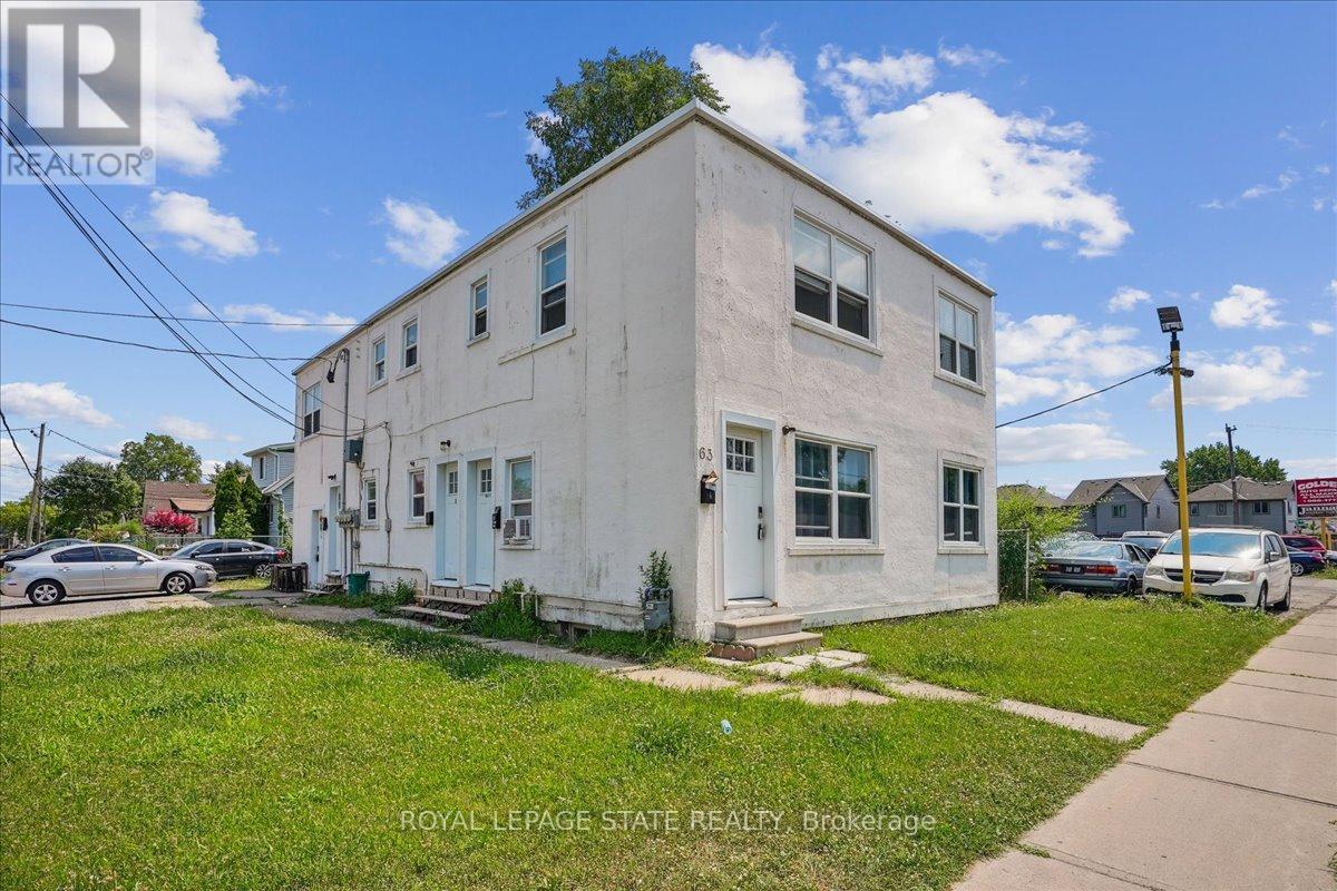 63 Pelham Rd, St. Catharines Western Hill, ON L2S 1R6