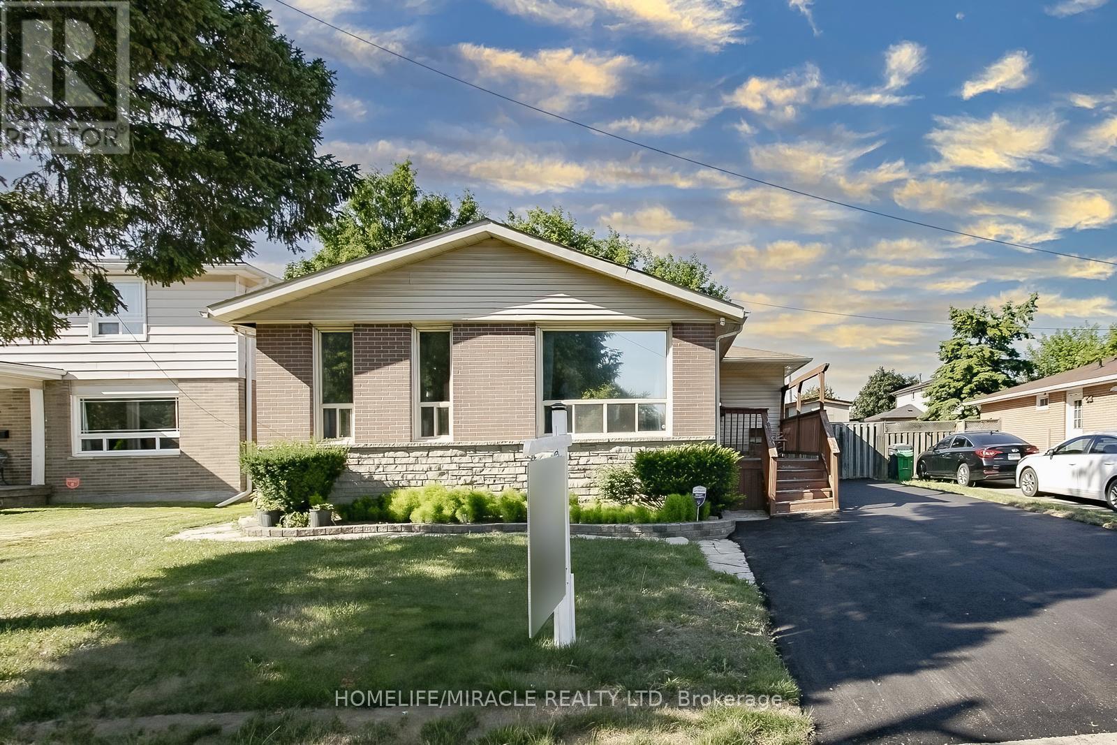 46 Reigate Ave, Brampton, ON L6V 2E3