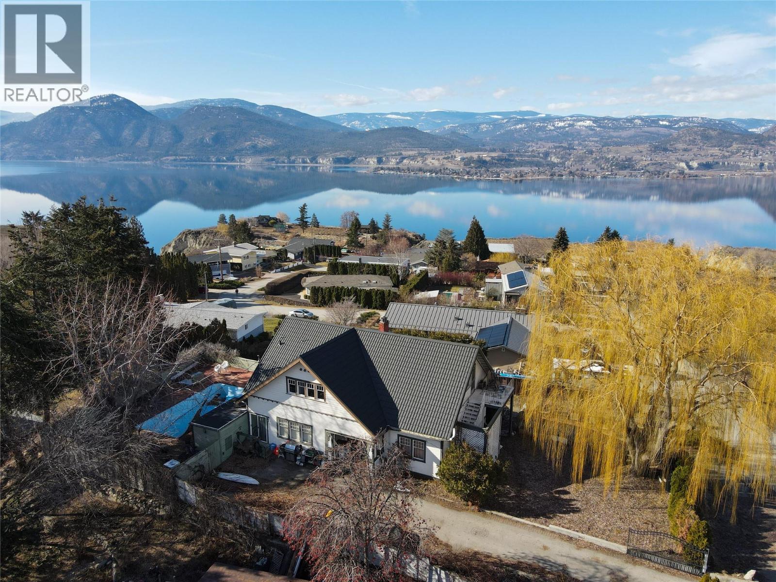 1050 Aikens Loop, Naramata, BC V0H 1N1