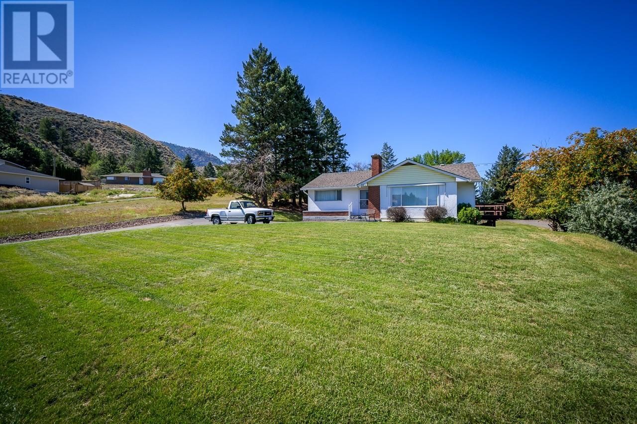 323 Ridge Rd, Kamloops, BC V2C 4Y9