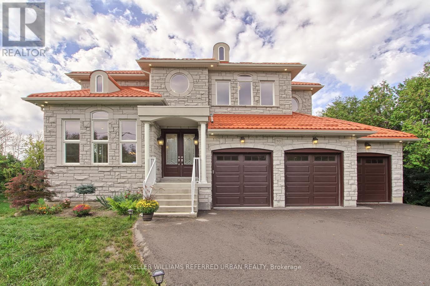 70 Brule Lakeway, Georgina, ON L0E 1L0