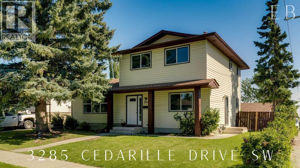 3285 Cedarille Dr SW, Calgary, AB T2W 2N2