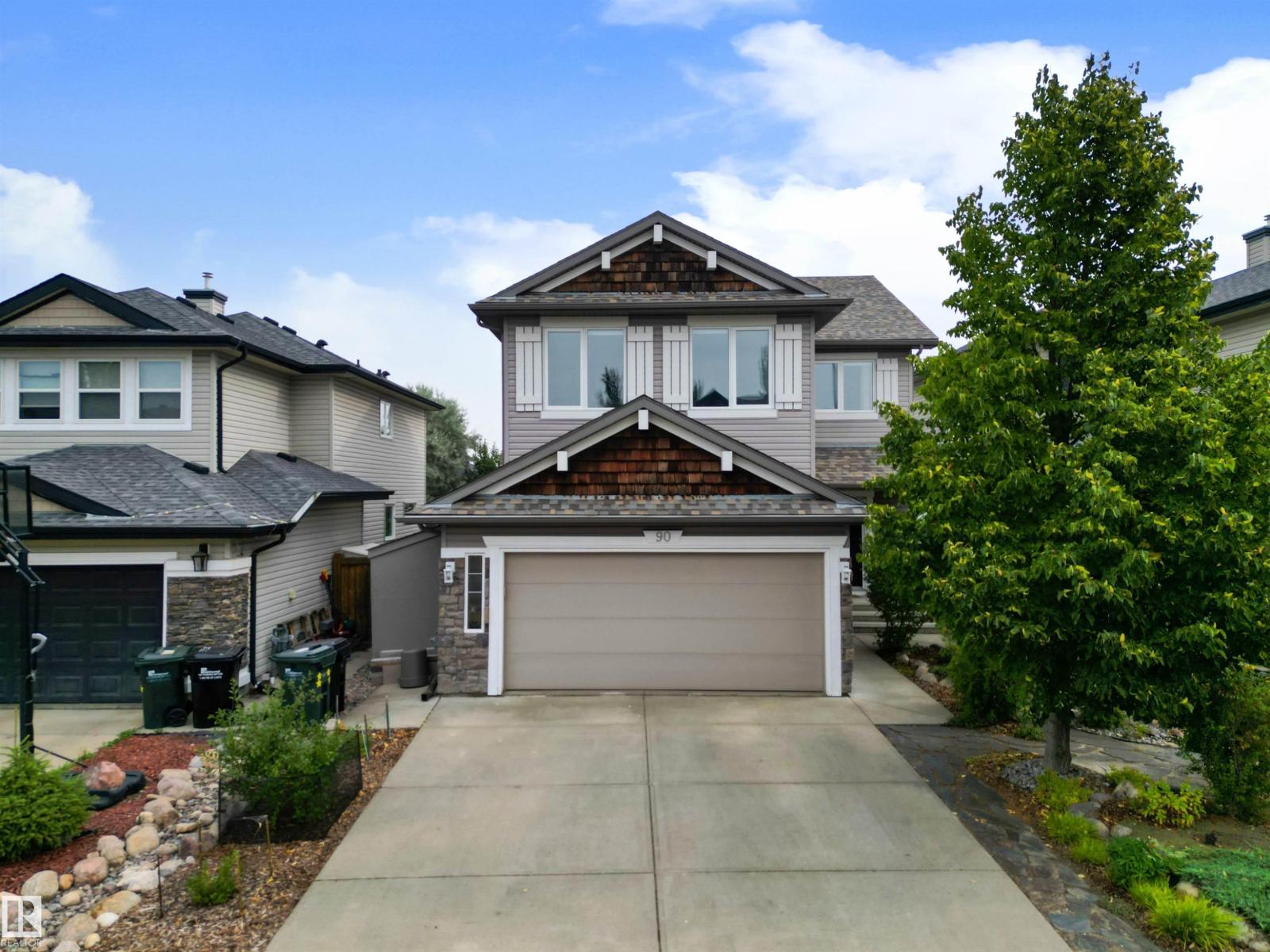 90 Carlyle Cr, Sherwood Park, AB T8H 2T8