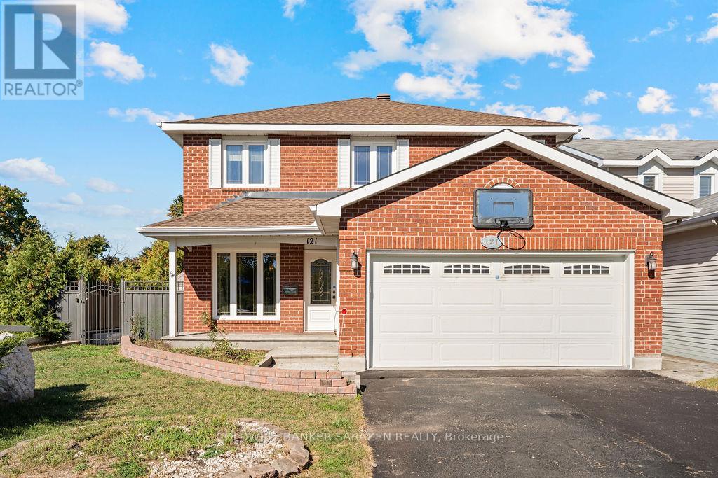 121 Topley Cres, Ottawa, ON K1G 4N2