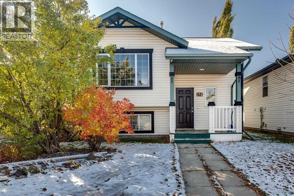 174 Kerr Close, Red Deer, AB T4P 3Y1