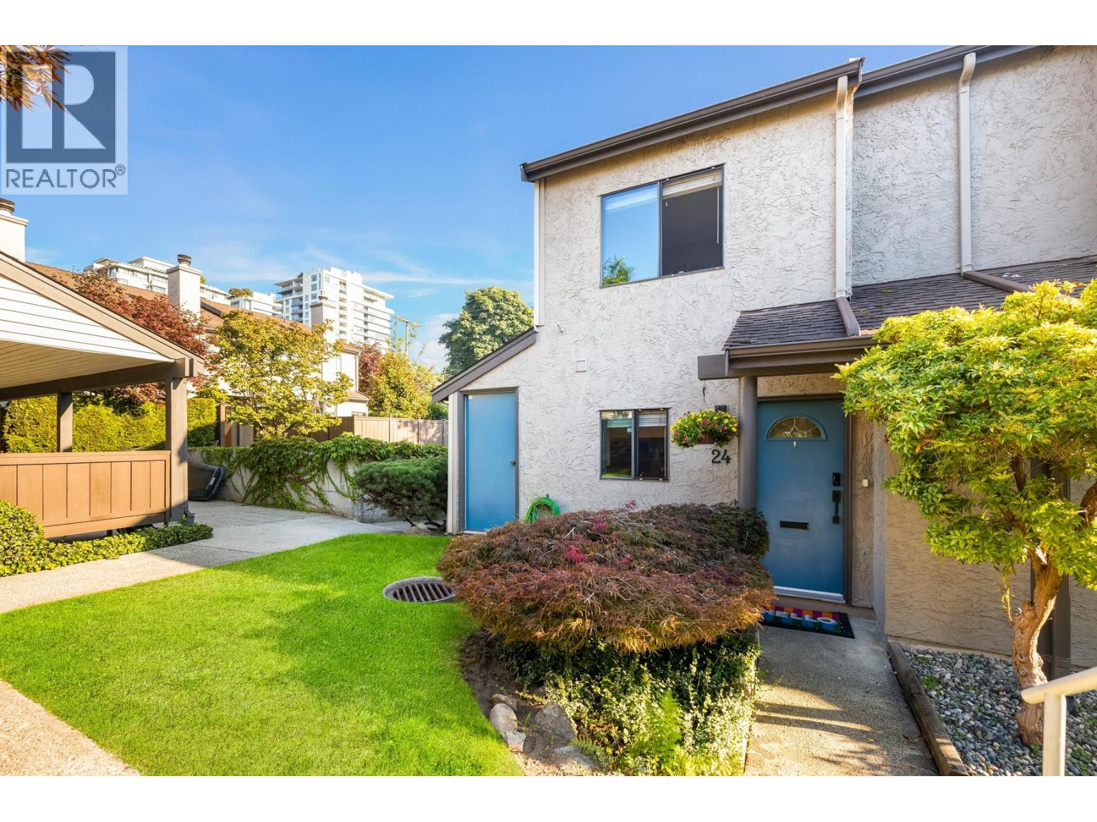 230 W 14th Street Unit 24, North Vancouver, BC V7M 1P3
