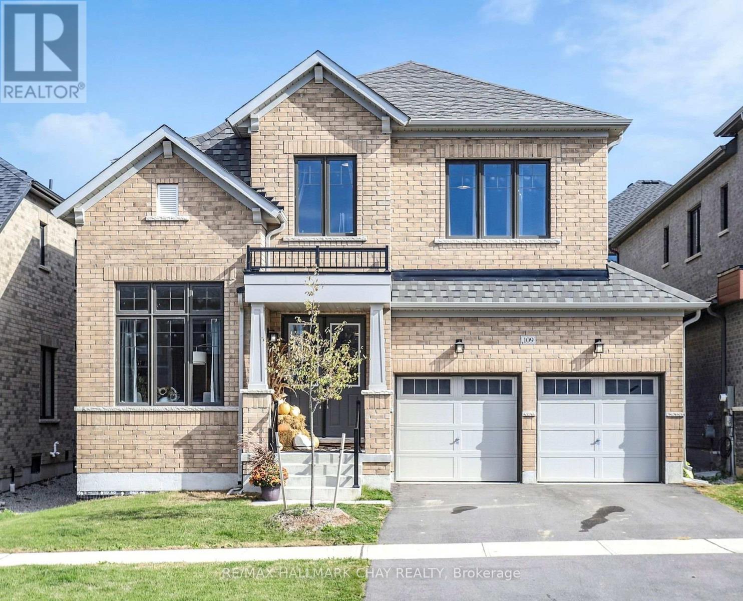 109 Bearberry Rd, Springwater Midhurst, ON L9X 2C8