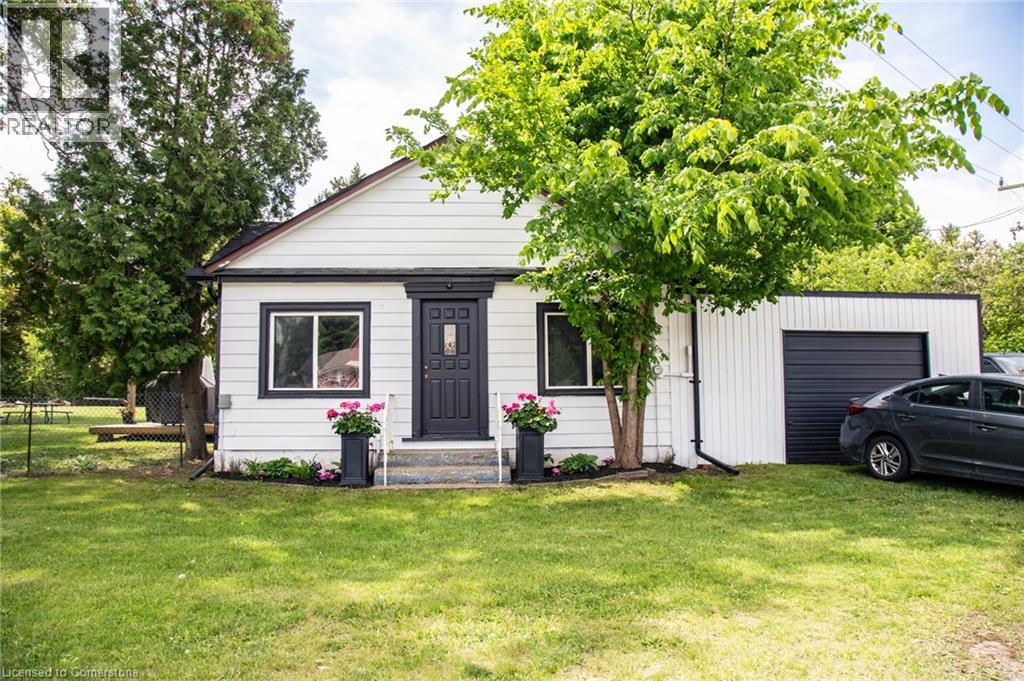 948 Mcdowell Rd E, Simcoe, ON N3Y 4J9