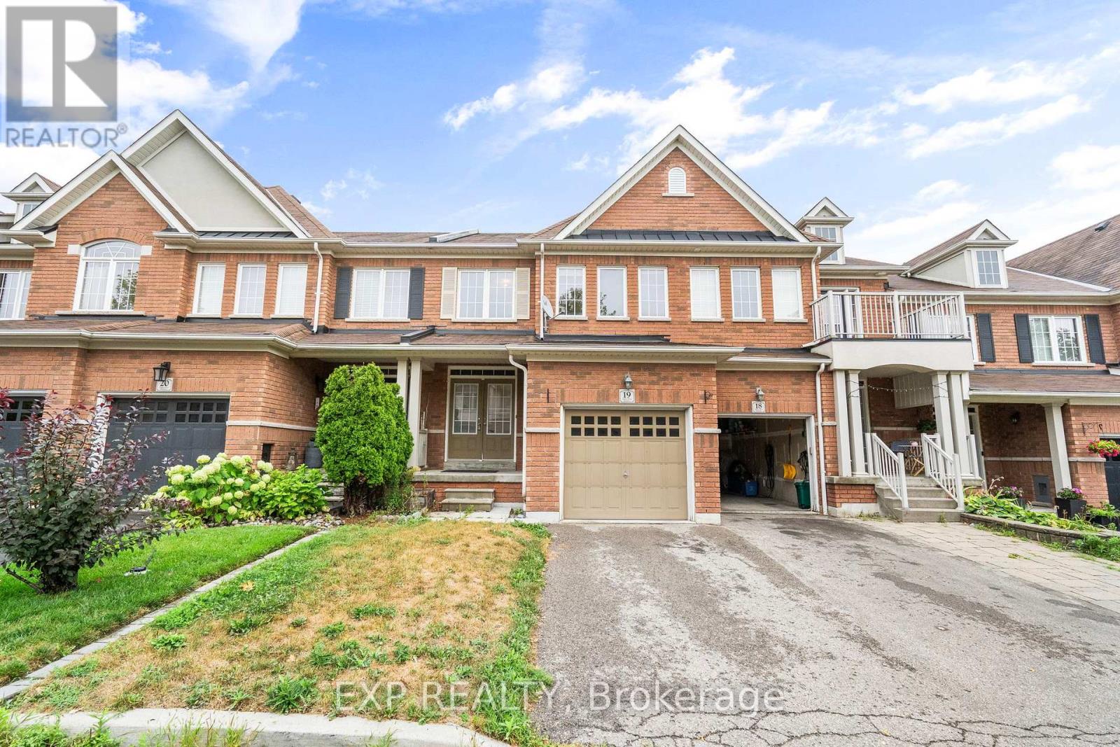 19 715 Grandview St N, Oshawa, ON L1K 0N2