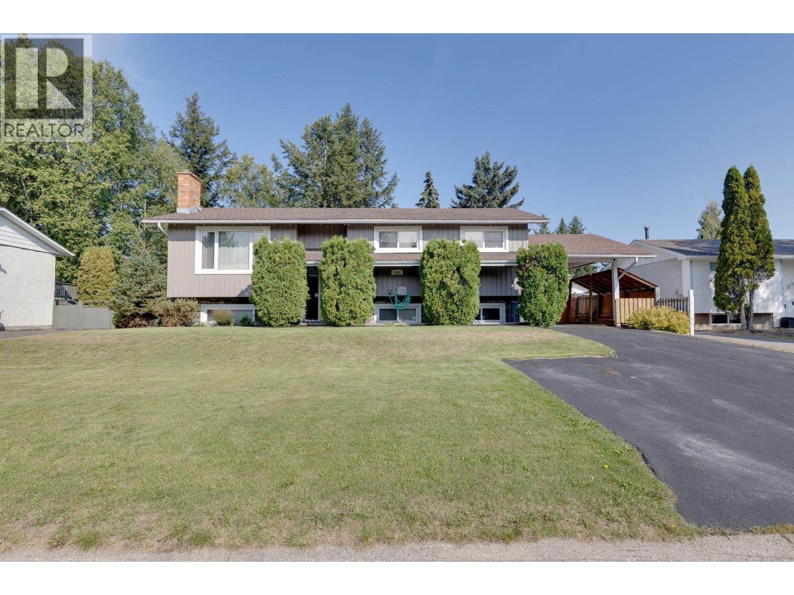 7662 Lemoyne Dr, Prince George, BC V2N 3A7