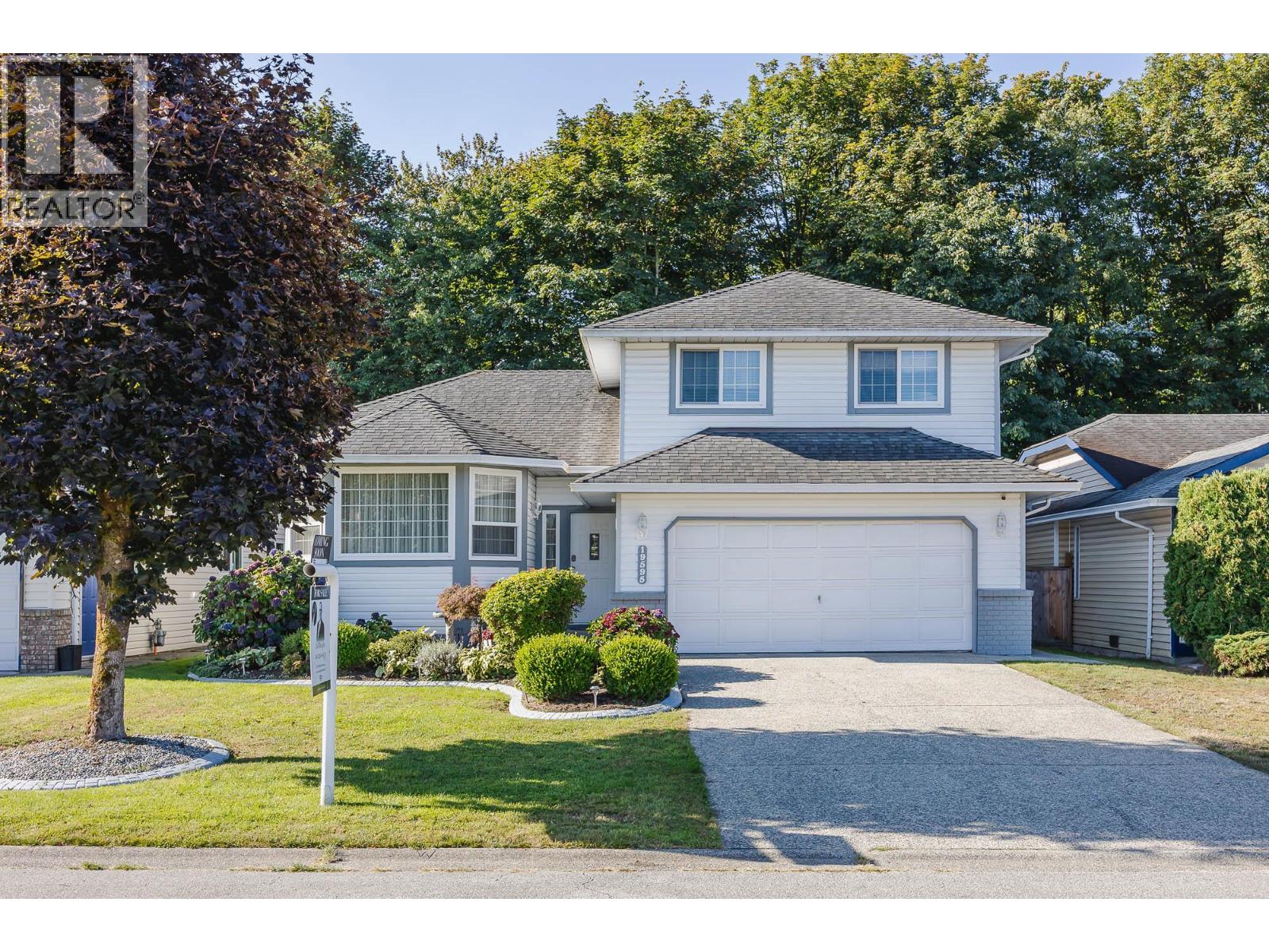 19595 Somerset Dr, Pitt Meadows, BC V3Y 2L4