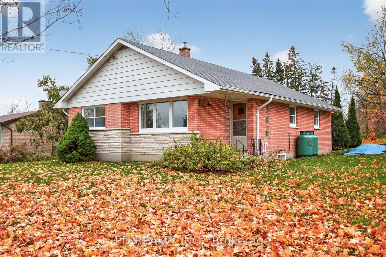 915 Mill St, Cavan-Monaghan, ON L0A 1C0