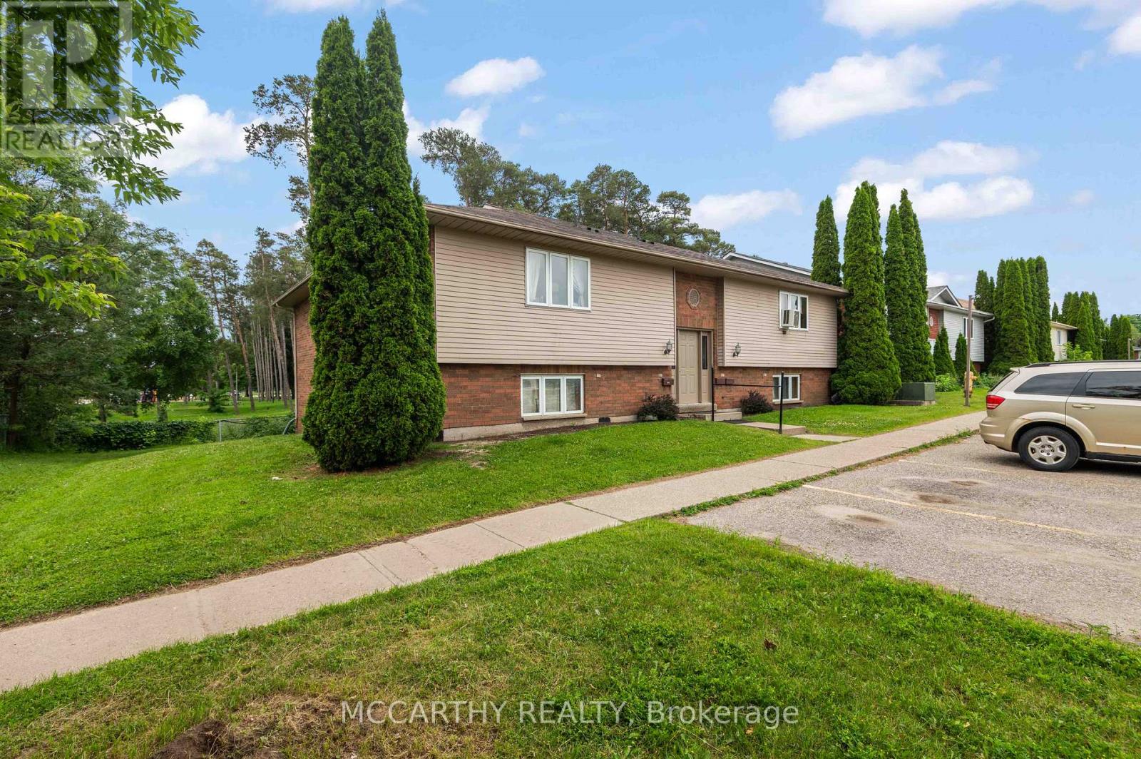 50 3rd St H St, Orangeville, ON L9W 2B1