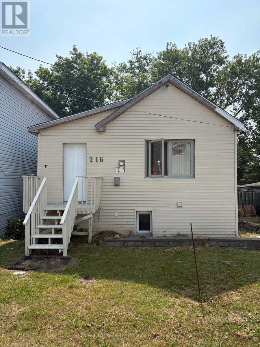 216 Highland Rd, North Bay, ON P1B 6K6