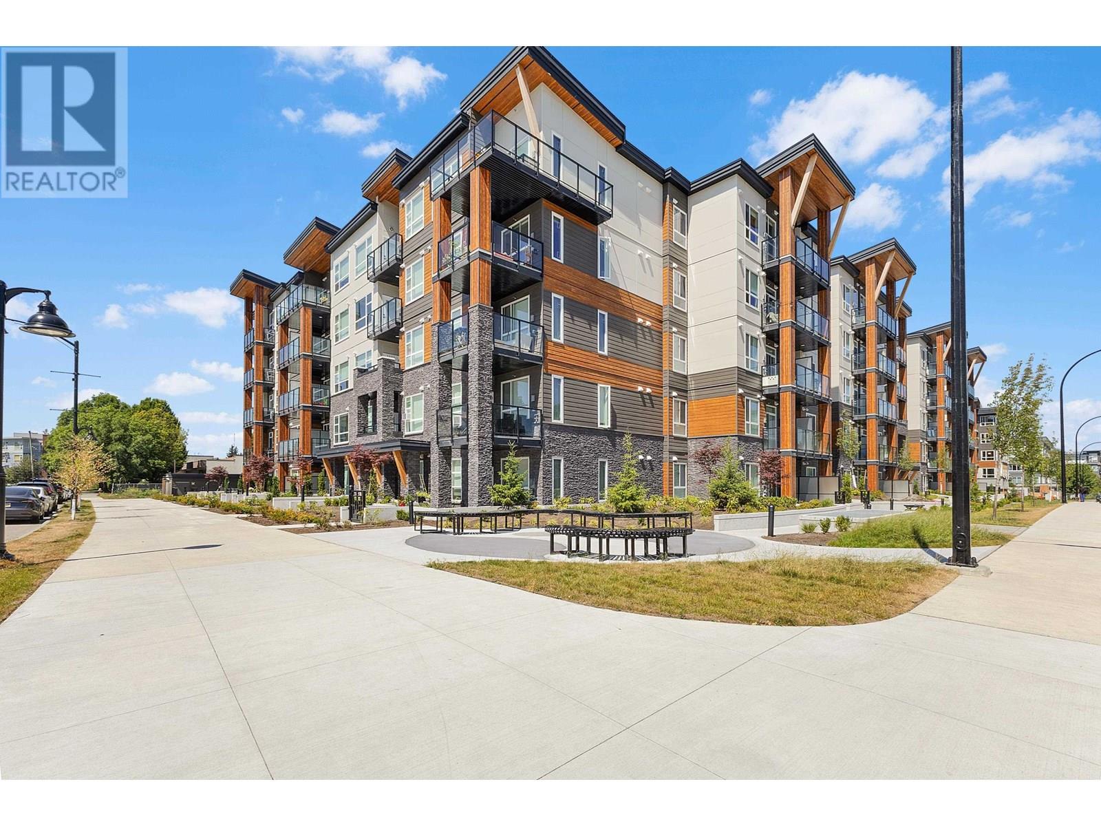 12109 223 Street Unit 307, Maple Ridge, BC V2X 5Y6