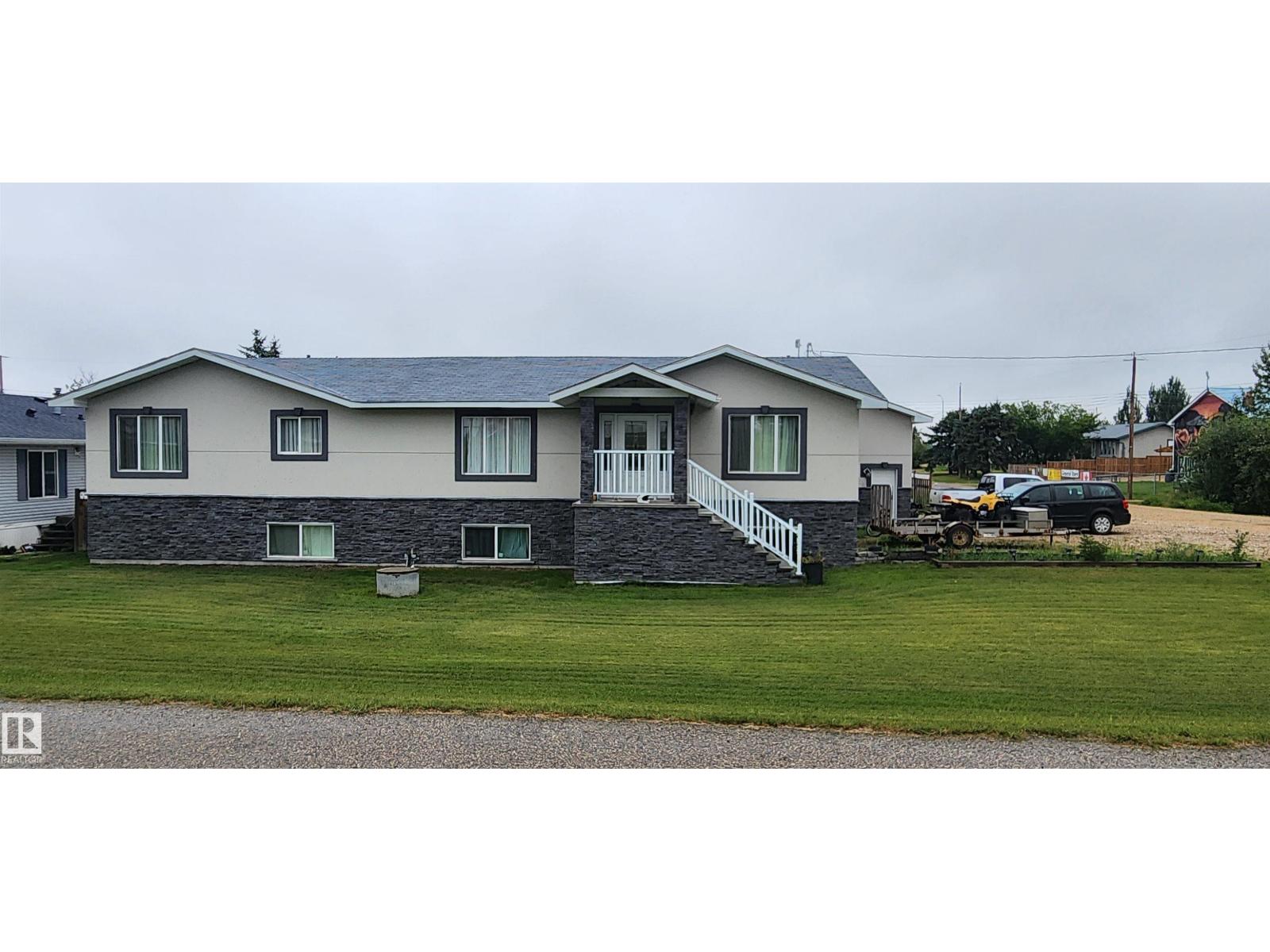 5104 49 Ave, Busby, AB T0G 0H0