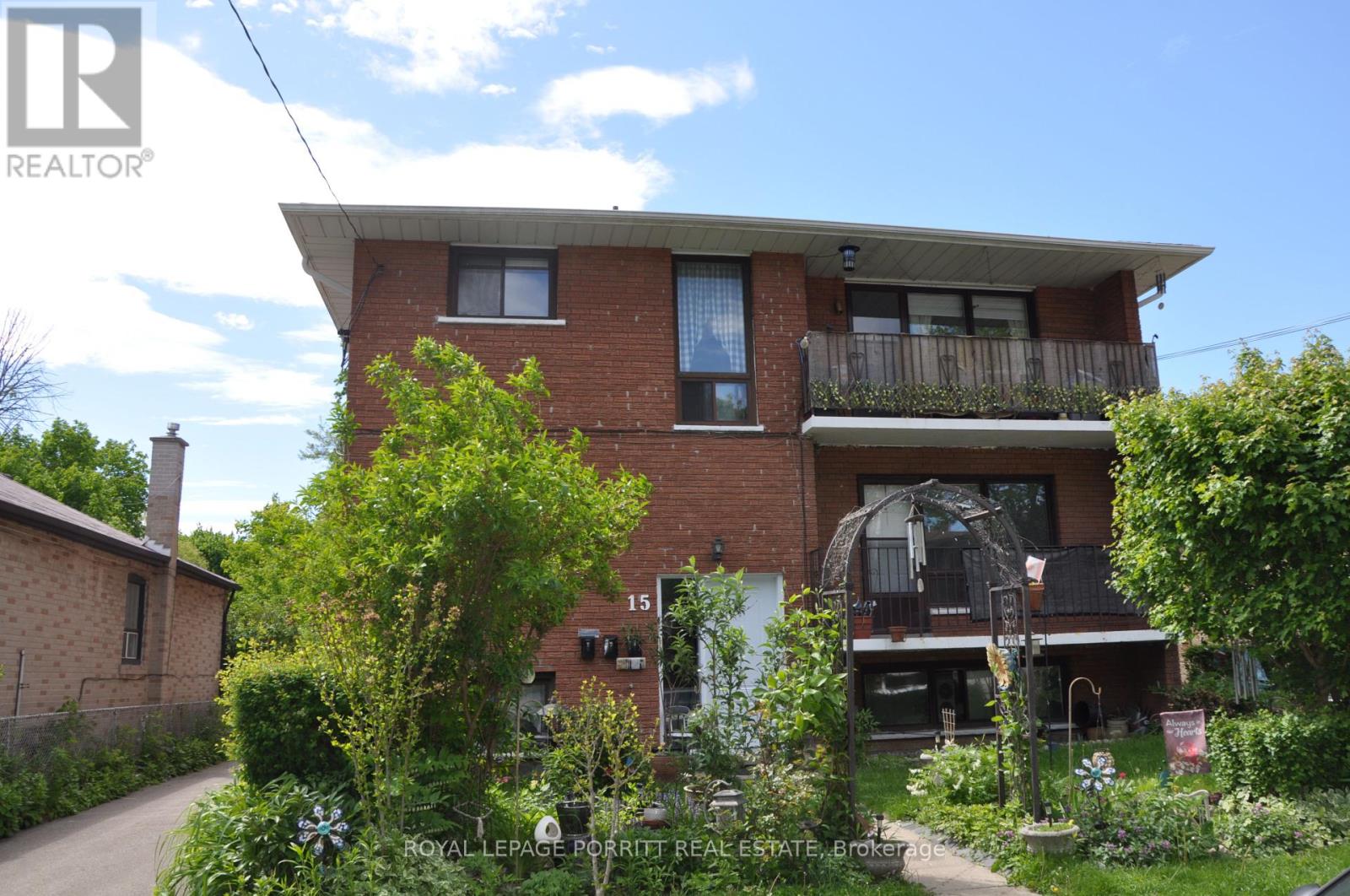 15 Muskoka Ave, Toronto Long Branch, ON M8W 1H4