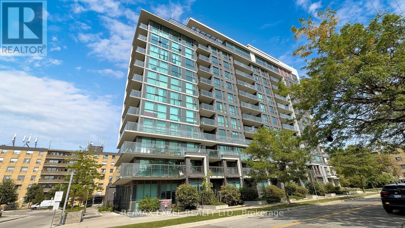 617 80 Esther Lorrie Dr, Toronto, ON M9W 0C6