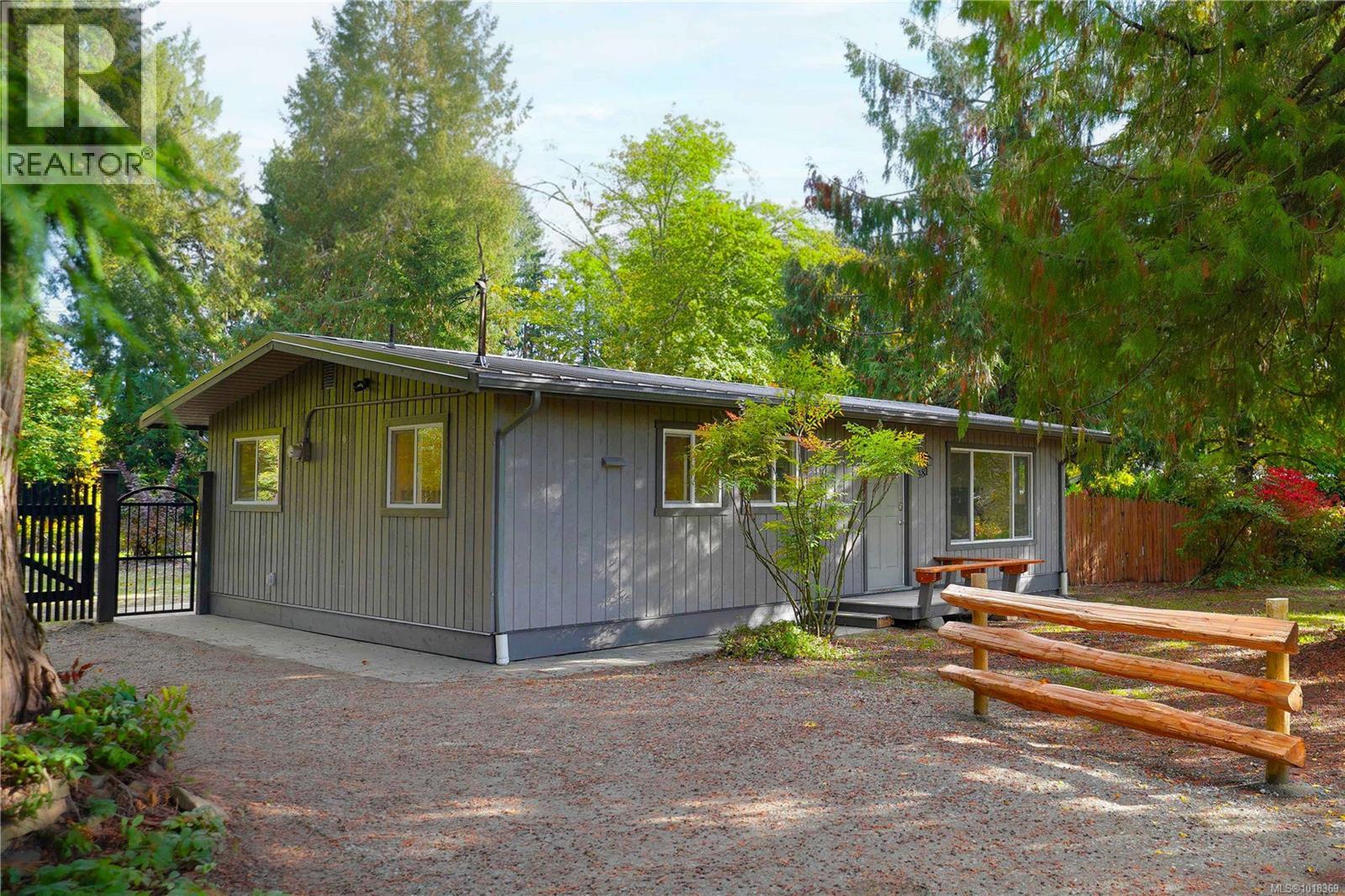 181 Norton Rd, Salt Spring, BC V8K 2P5