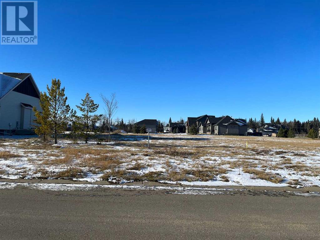 5712 Poplar Dr, Grande Prairie, AB T8W 2G4