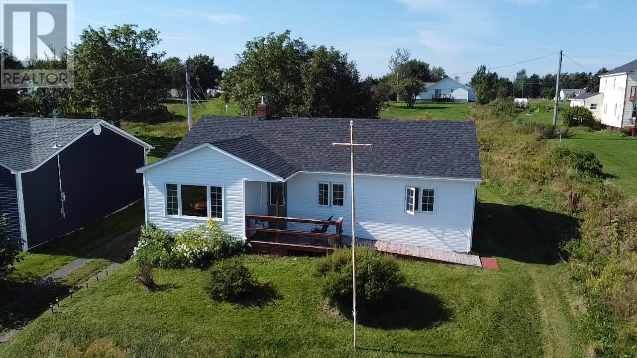 12 Cove Rd, Comfort Cove-newstead, NL A0G 3K0