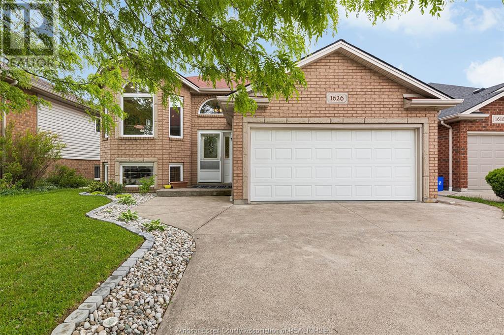 1626 Meridian St, Windsor, ON N9G 3E7