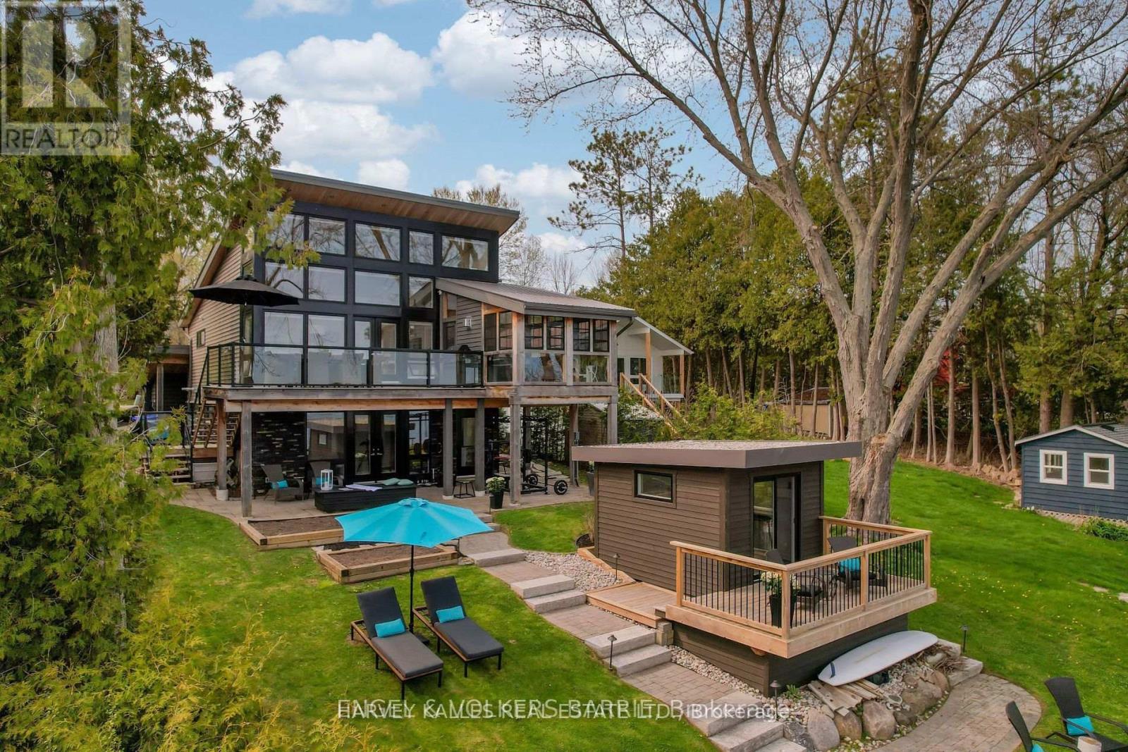 2369 Lakeshore Rd E, Oro-Medonte, ON L3V 0K2