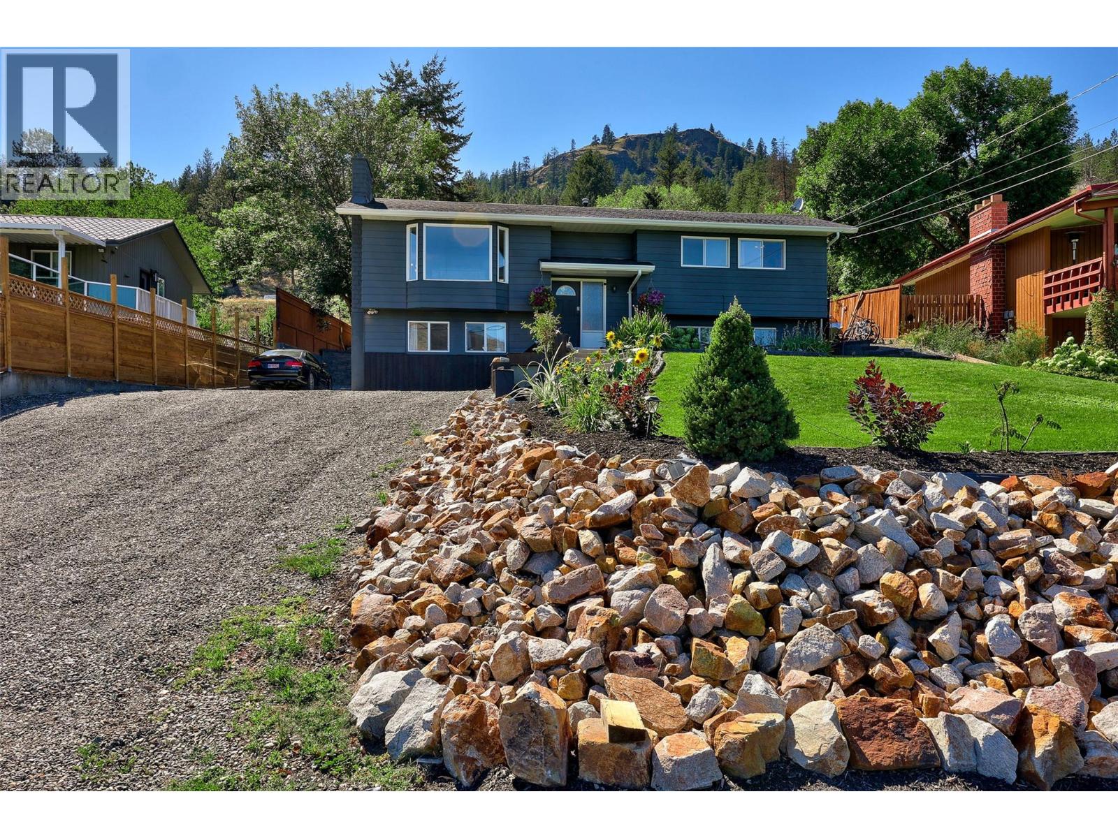4470 Westsyde Rd, Kamloops, BC V2B 8N2