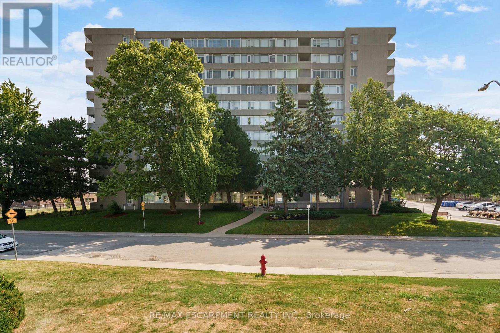 908 30 Harrisford St, Hamilton, ON L8K 6M9