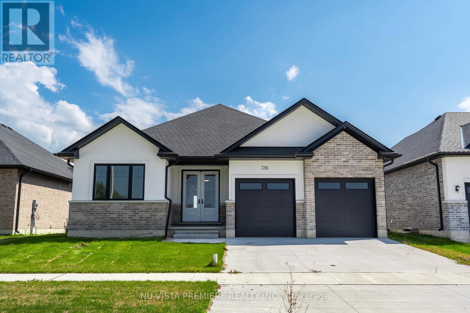 316 Stathis Blvd, Sarnia, ON N7S 0A5