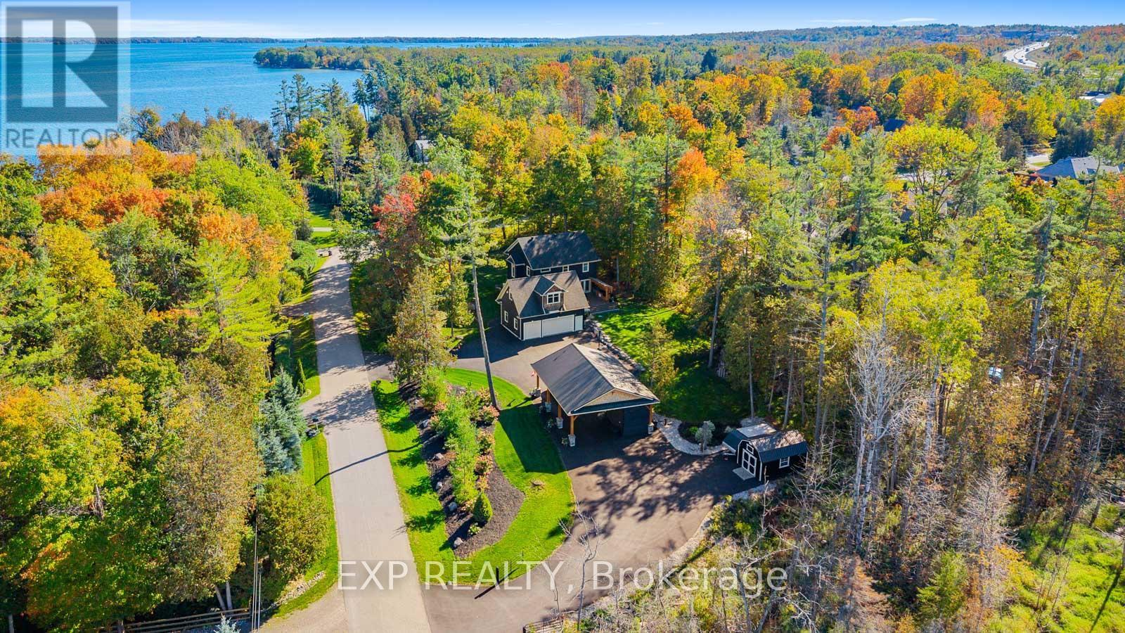 4146 Forest Wood Dr, Severn, ON L3V 6H3