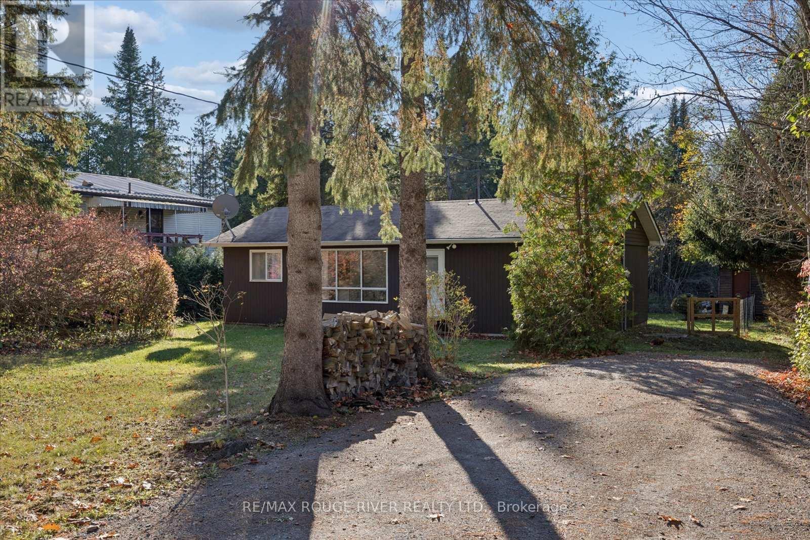 16 Blumenweg Cres, Scugog, ON L0B 1B0