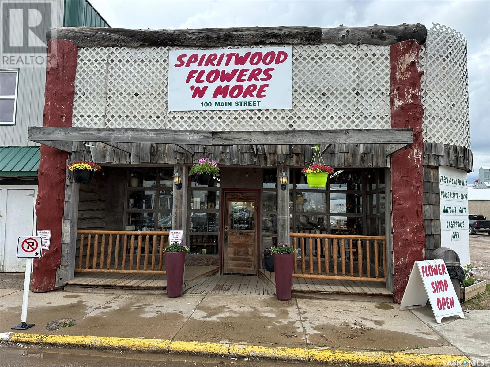 100 Main St, Spiritwood, SK S0J 2M0