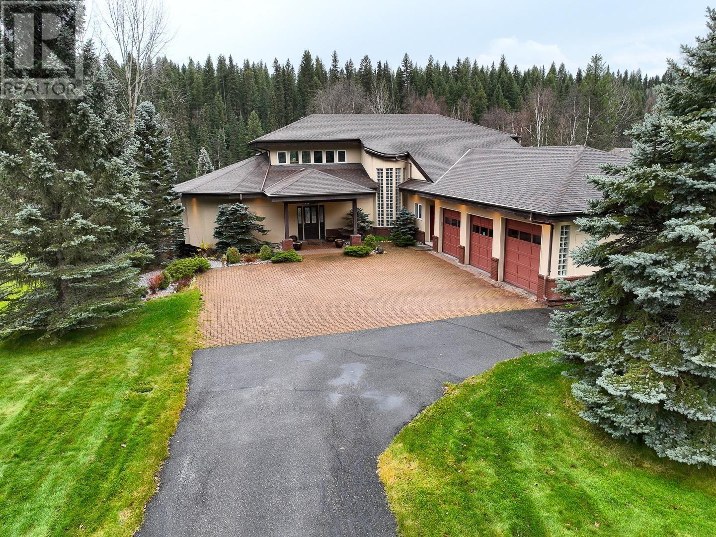 9193 Sunset Pl, Prince George, BC V2K 5A1