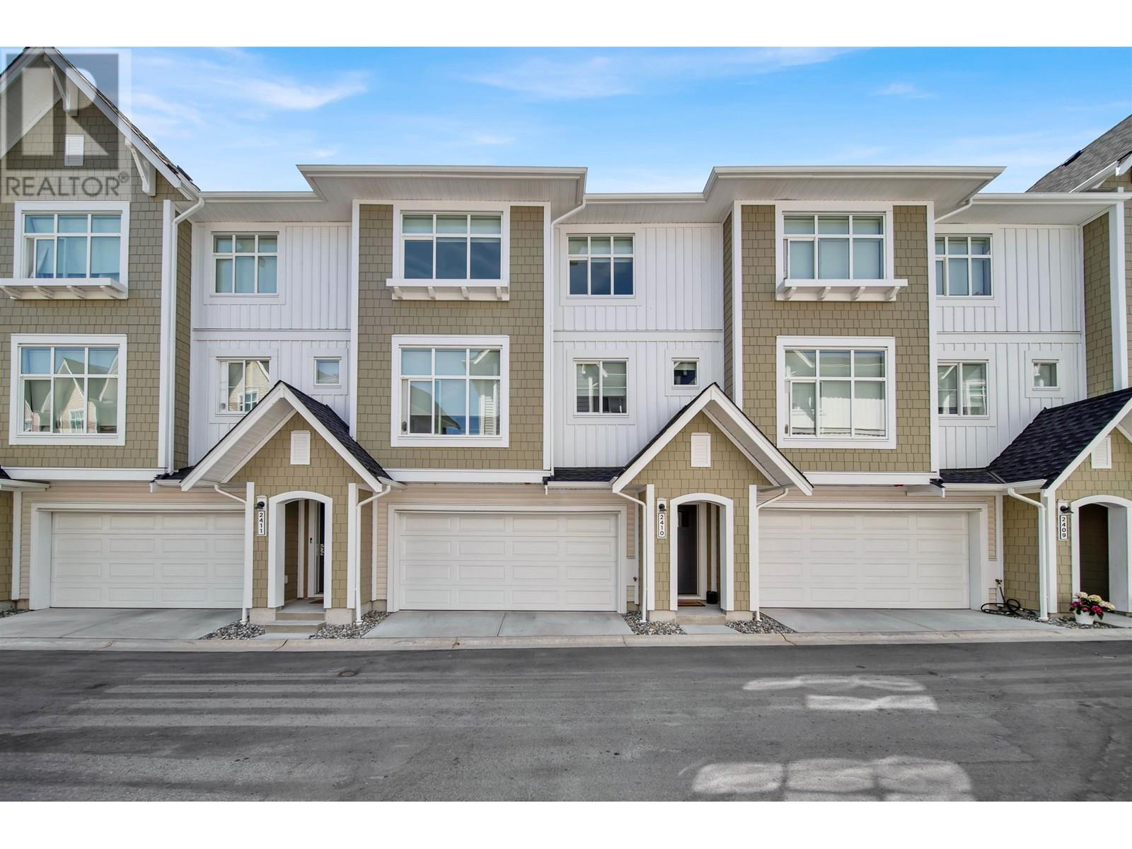 11280 Pazarena Place Unit 2410, Maple Ridge, BC V2X 9H8