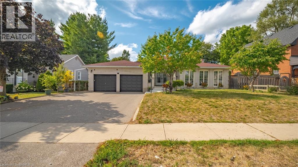 90 N Park St, Brantford, ON N3R 4K1