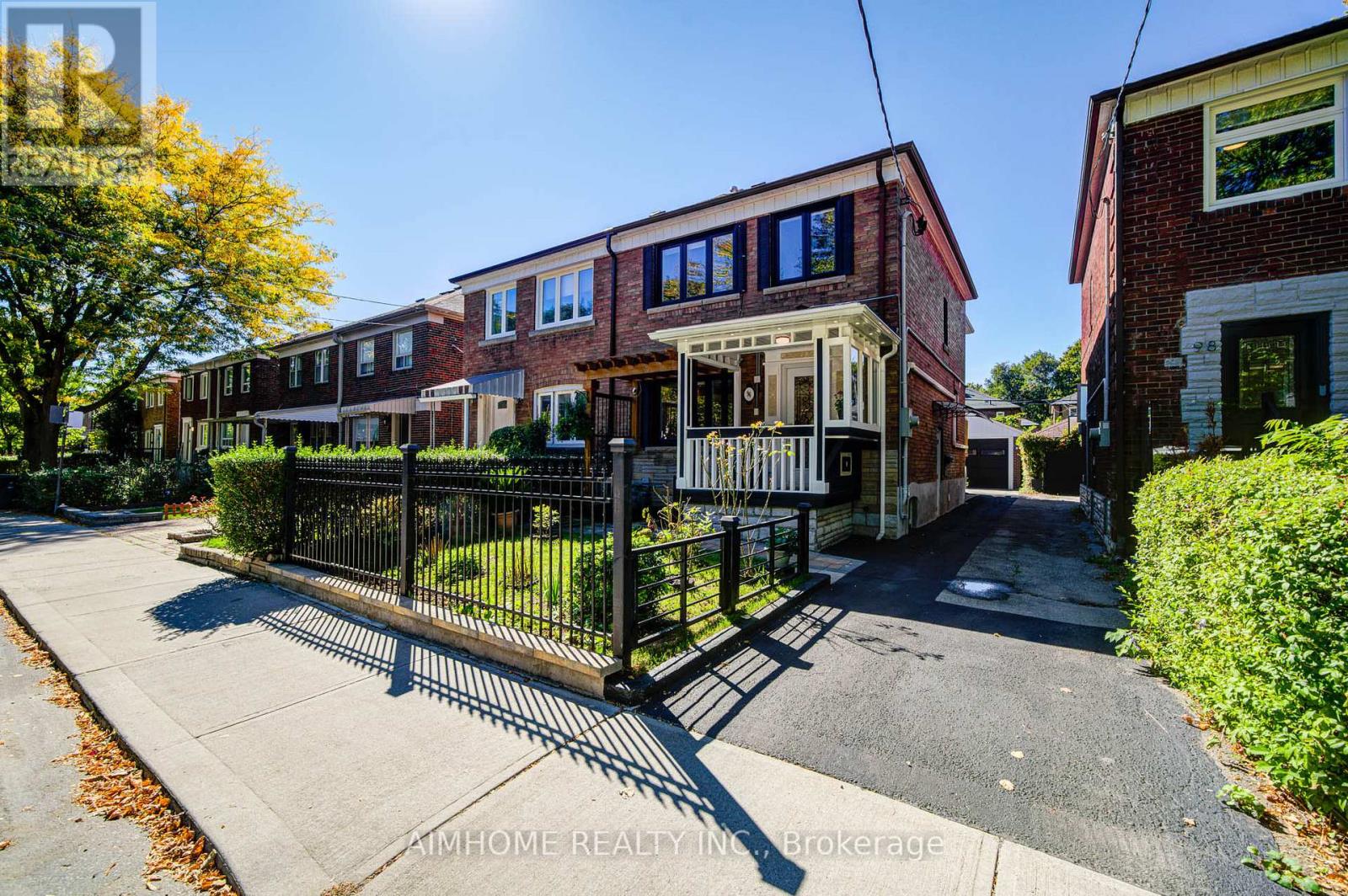 96 Highfield Rd, Toronto, ON M4L 2V1