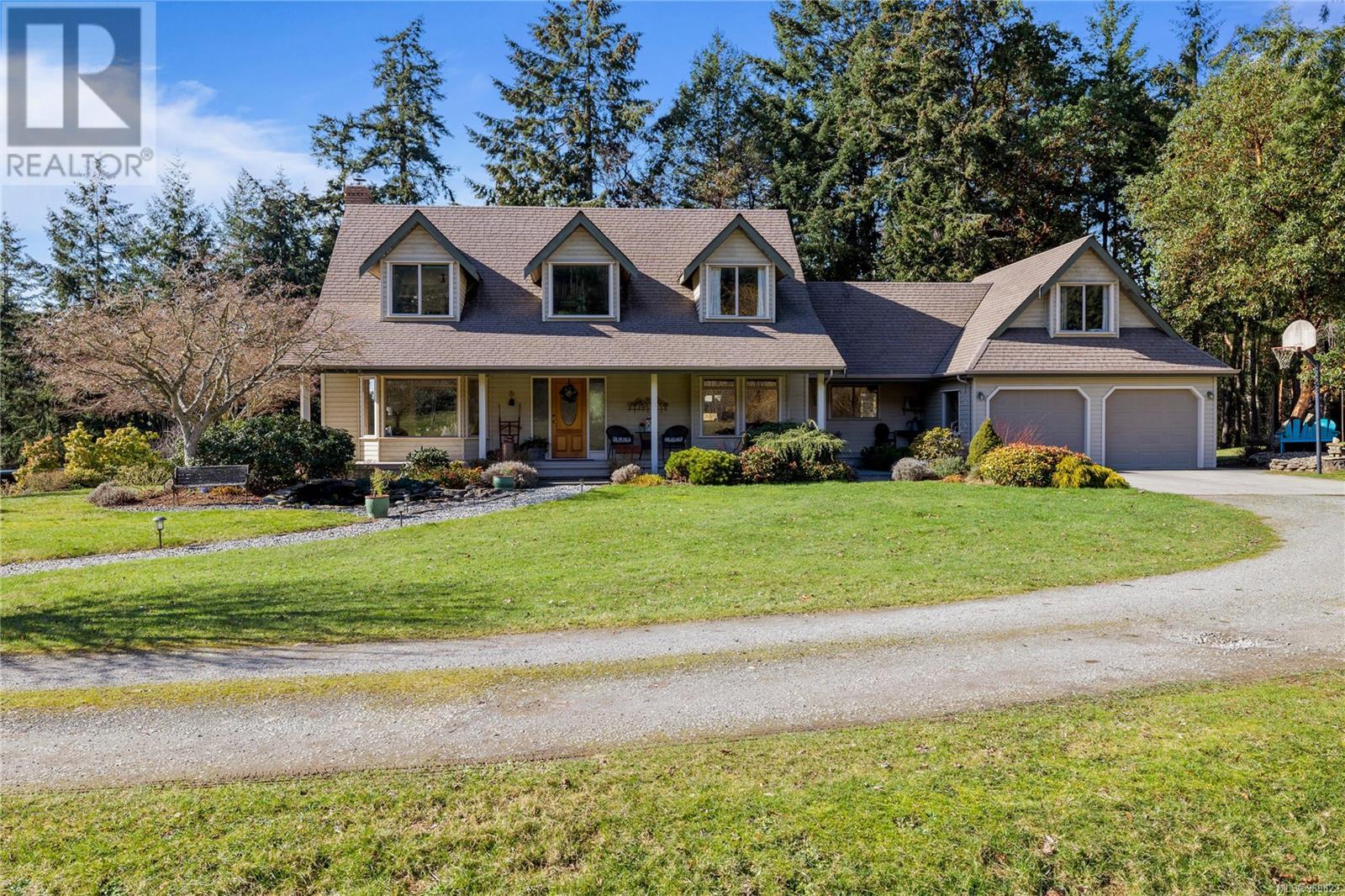 877 Sunset Dr, Salt Spring, BC V8K 1E7