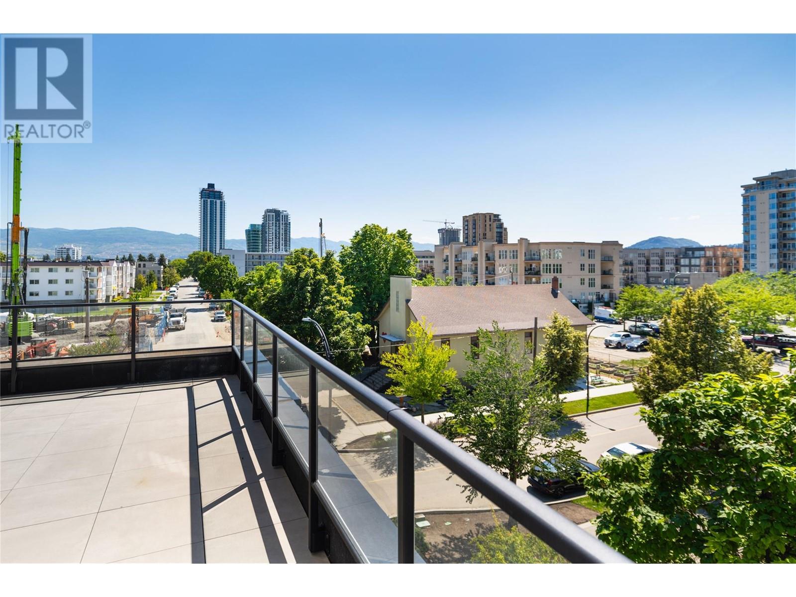 604 Cawston Avenue Unit 415, Kelowna, BC V1Y 6Z4