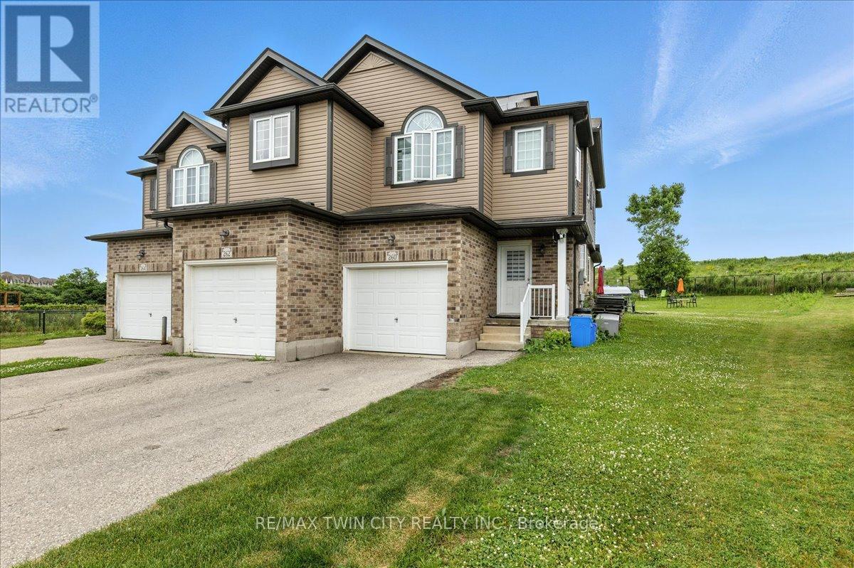 260 Countrystone Cres, Kitchener, ON N2N 3S2